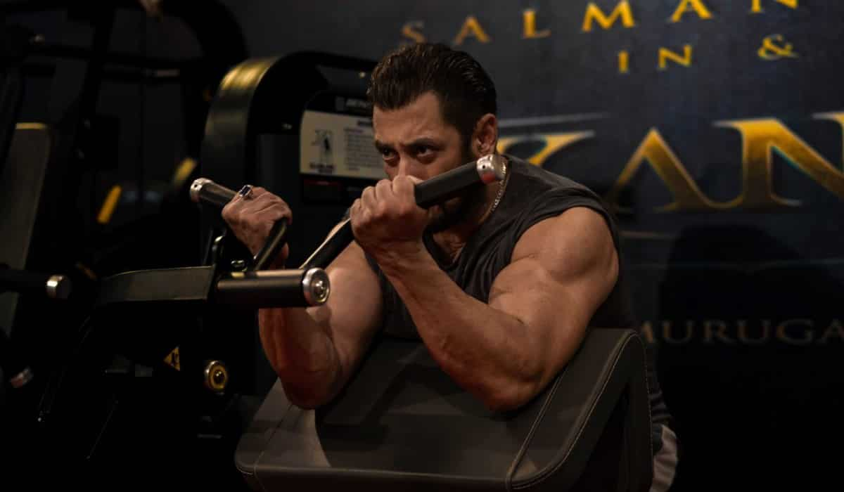 https://www.mobilemasala.com/movies/Sikandar-Salman-Khan-flaunts-intense-look-as-he-prepares-for-AR-Murugadoss-film-excited-fans-say-it-will-be-blockbuster-i302357