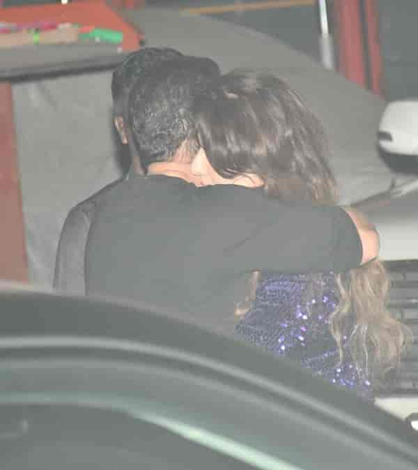 Salman Khan hugs Sangeeta Bijlani at his birthday bash (Courtesy: Manav Manglani)