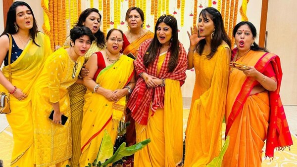 Sandipta and Soumya's wedding: Rain plays spoilsport but fails to deter the fun