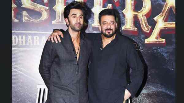 Did you know? Sanjay Dutt made fun of his Shamshera co-star Ranbir Kapoor for signing Barfi