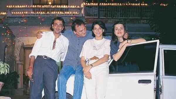 Sanjay Dutt rekindled an old memory with his family on the occasion of Raksha Bandhan