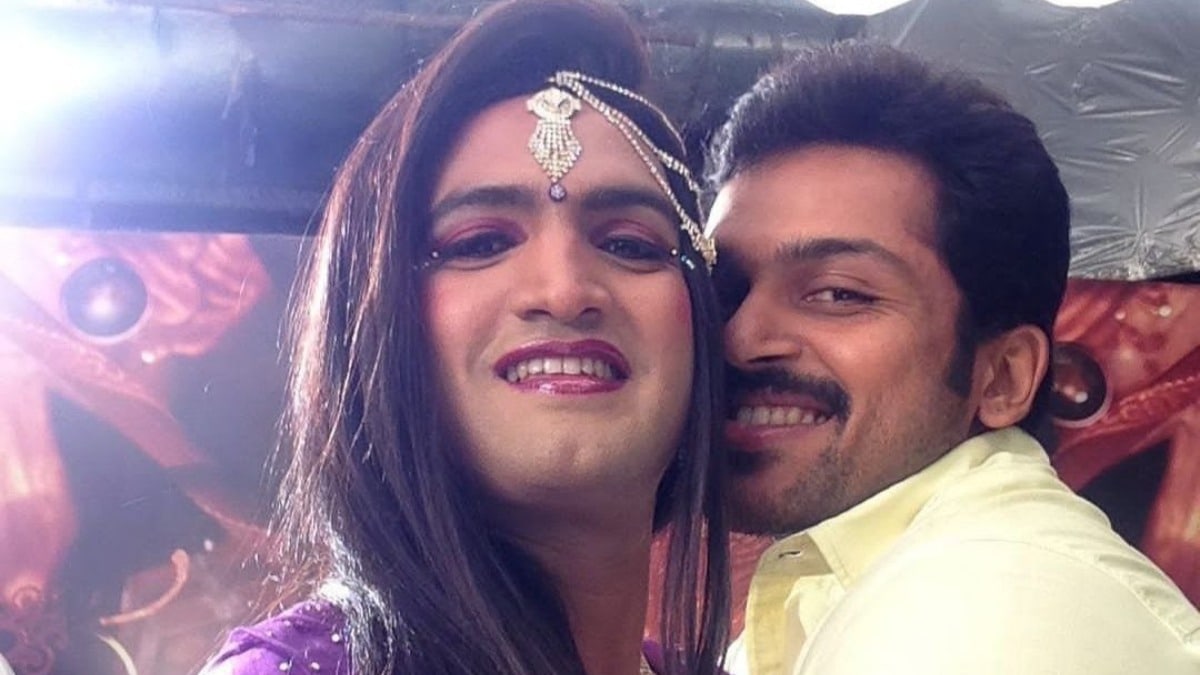 சந்தானத்துடன் கார்த்தியின் வெறித்தனமான த்ரோபேக் படம் இந்த காரணத்திற்காக இதயங்களை வென்றது