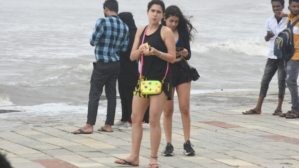 Sara Ali Khan, Tanya Ghavri (Manav Manglani)