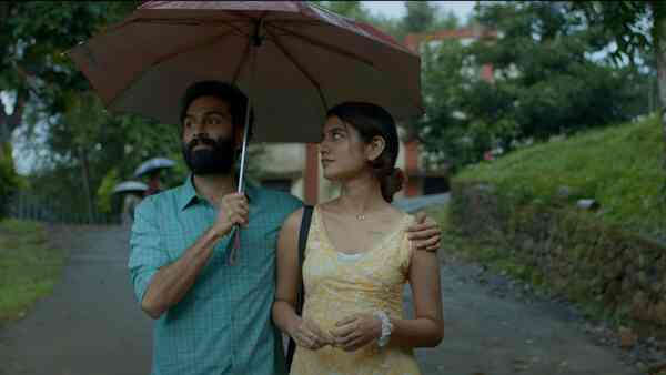 Priya Prakash Varrier, Sarjano Khalid's Vaanile Thaarake from 4 Years promises to take you on a nostalgia ride