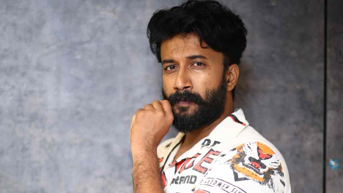 Zebra: Satyadev urges viewers to watch his film in theaters; criticizes reviewers