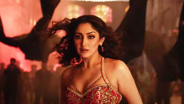 Raawadi from Pathu Thala: Sayyeshaa sets the dance floor on fire with her vibrant, graceful moves