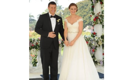 In this show what is Emily Deschanel's job profile?