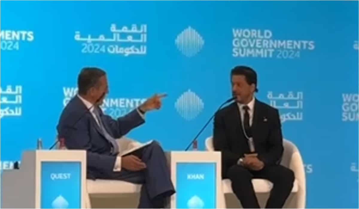 https://www.mobilemasala.com/film-gossip/Shah-Rukh-Khan-attends-World-Government-Summit-in-Dubai-addresses-success-with-witty-James-Bond-humor-i214958