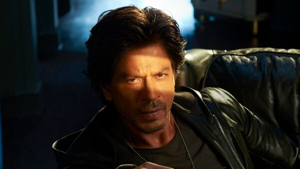 OH NO! Shah Rukh Khan meets with an accident, undergoes a surgery in US