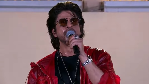 Shah Rukh Khan sets Dubai ablaze with Jawan: Superstar says 'Bete ko haath lagane se pehle...' dialogue at the event, making the crowd go berserk