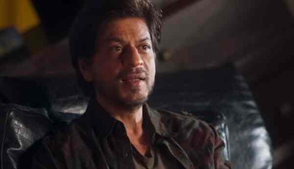 Shah Rukh Khan reminisces managing a ticket to a movie theatre: I would ride back on my cycle & tell my mom