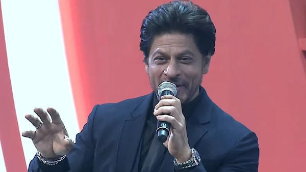 Shah Rukh Khan on his fans: I just need to go outside my house and know there are people who are loving me selflessly