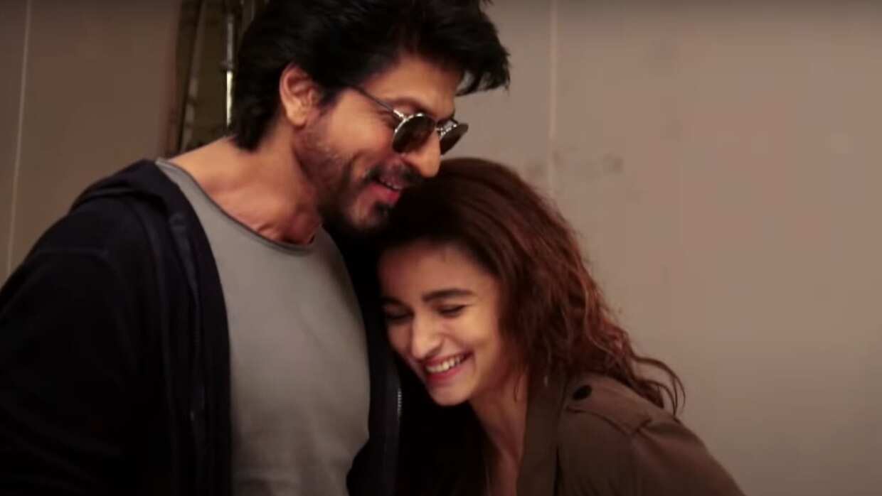Shah Rukh Khan opens up on romancing younger actresses on screen: 'It is awkward at times'