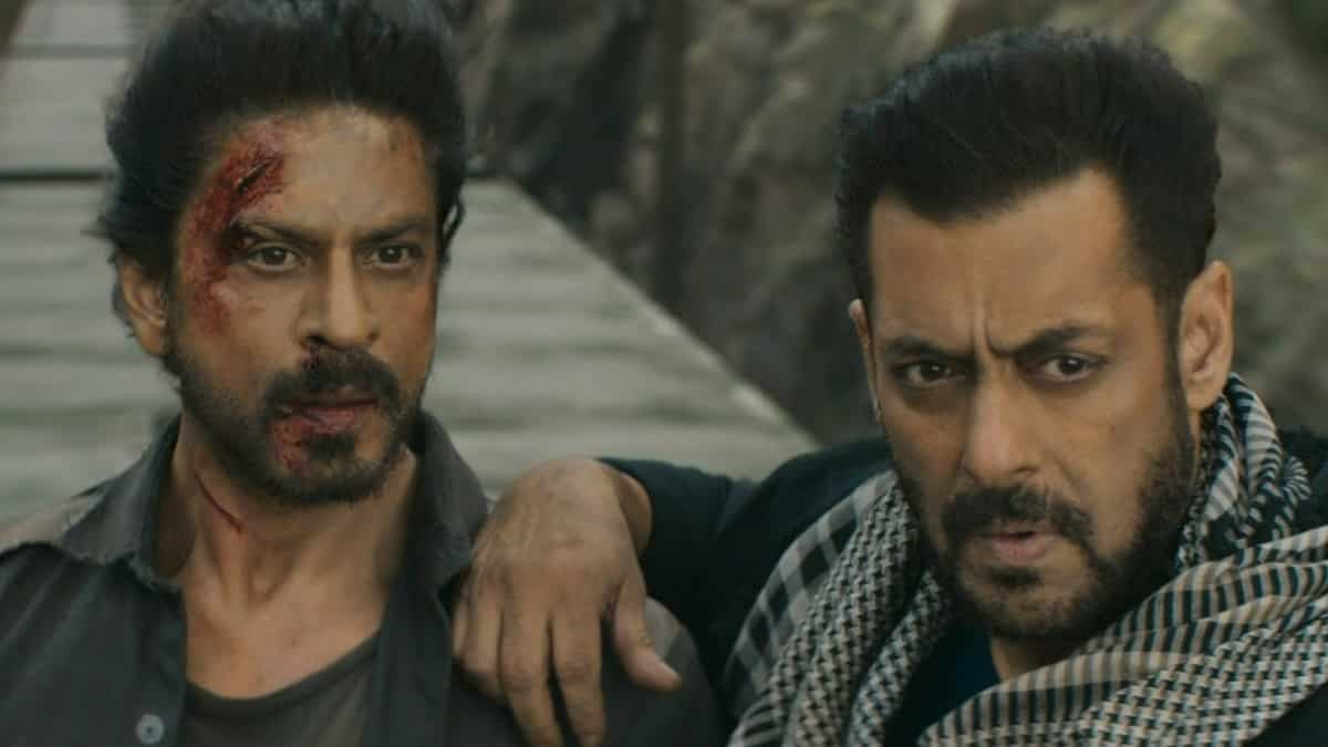 Pathaan In Tiger 3 Shah Rukh Khan And Salman Khan S High Octane Action   Shah Rukh Khan And Salman Khan In A Still From Pathaan 907 