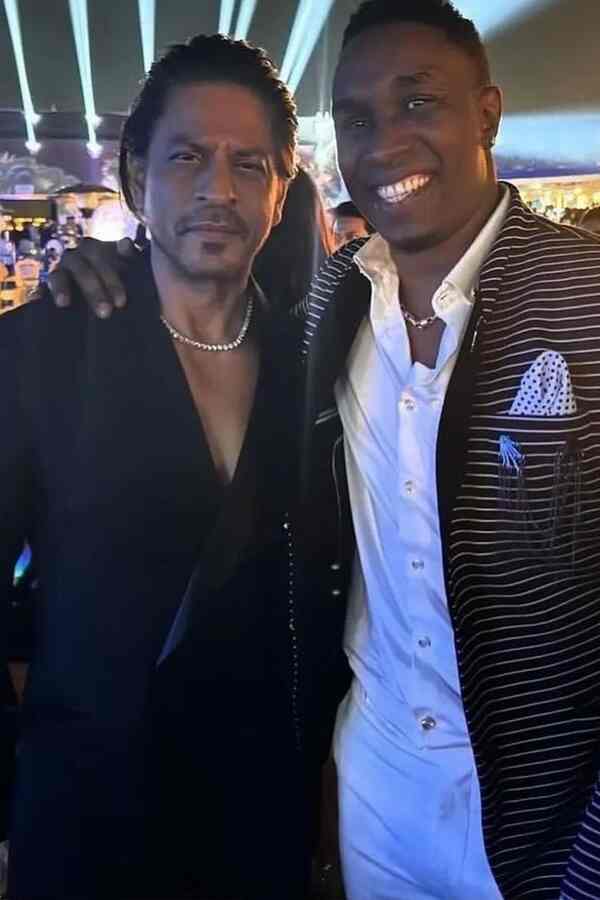 Shah Rukh Khan, Dwayne Bravo