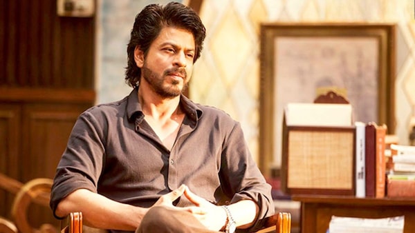 Shah Rukh Khan in Dear Zindagi (2016)