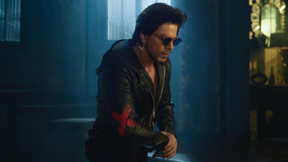 Shah Rukh Khan's priceless reaction to 'beti ko haath lagane se pehle maa se...'