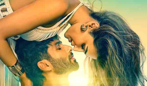 Teri Baaton Mein Aisa Uljha Jiya - Check out Shahid Kapoor's magic in new poster with Kriti Sanon