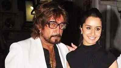 Shraddha Kapoor wants to share screen space with father Shakti Kapoor: There’s so much to learn from him