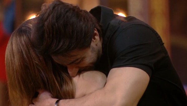 Bigg Boss 16 December 28, 2022 Highlights: Shalin Bhanot and Tina Datta get extra close and cosy in each other's arms