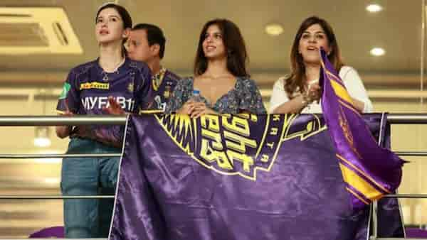 Shanaya, Suhana and others root for KKR