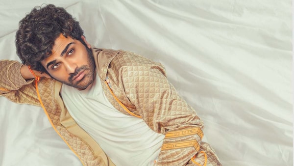 Telugu actor Sharwanand involved in car accident, assures fans of his well-being
