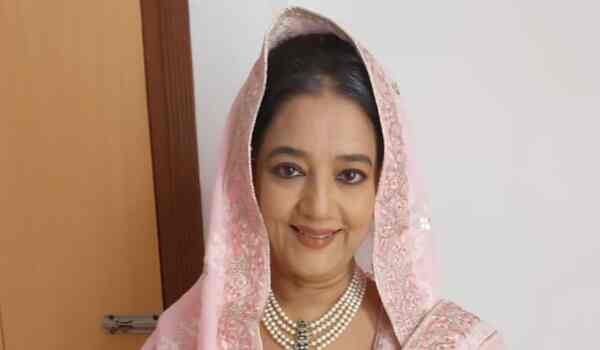 Sheela Sharma congratulates the team of 'Rabb Se Hai Dua' as it completes 100-episode mark