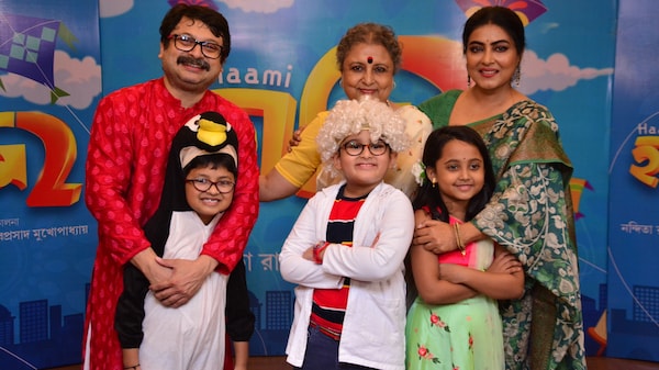Haami 2: Prosenjit Chatterjee and Anjan Dutt join Shiboprosad, Gargee, and  three young kids for the Christmas release