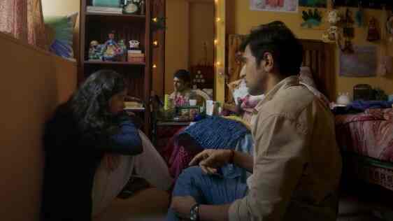 Shimmy trailer release: Pratik Gandhi gets into the shoe of a father to a teenage daughter