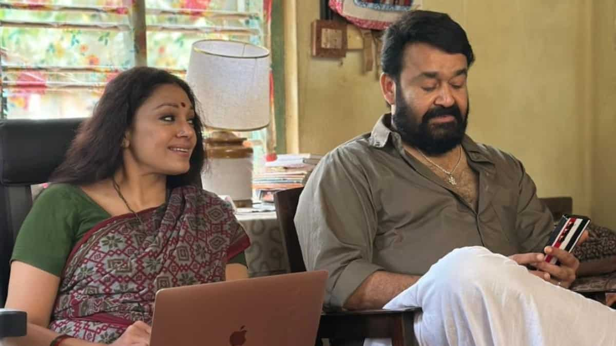 https://www.mobilemasala.com/movies/Thudarum-stars-Mohanlal-and-Shobana-share-a-gupshup-moment-on-sets-Internet-is-in-love-i322628