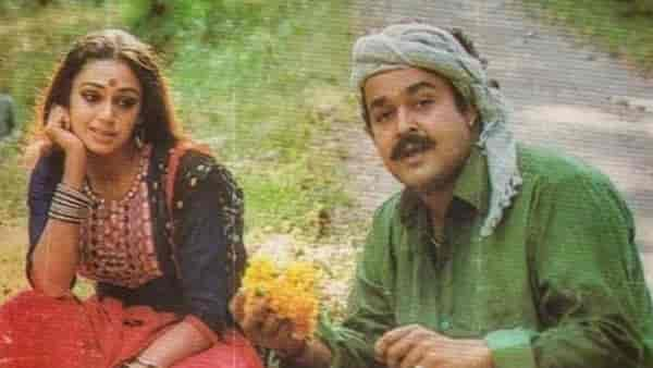 Shobana and Mohanlal in Thenmavin Kombathu