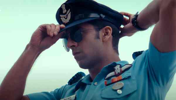 Shoorveer: Armaan Ralhan as Squadron Leader Viraj is trump card in disguise of wild card in this military drama