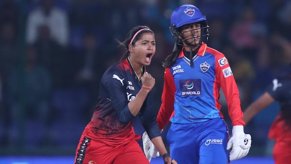 WPL 2024 - RCB's Shreyanka Patil shines with 4-wicket haul, restricts DC to 181 runs