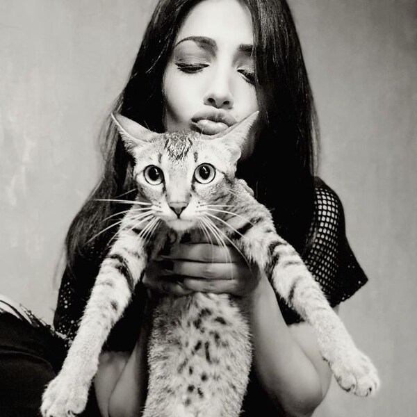 Shruti Haasan and her cat/Instagram