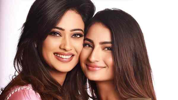 Shweta Tiwari STOPS daughter Palak Tiwari from doing makeup: Why do you want to age yourself?