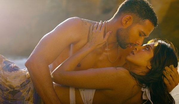 Siddhant Chaturvedi and Malavika Mohanan in Yudhra