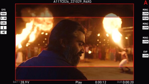 Pathu Thala director Krishna drops Silambarasan's latest picture from the set and fans go crazy