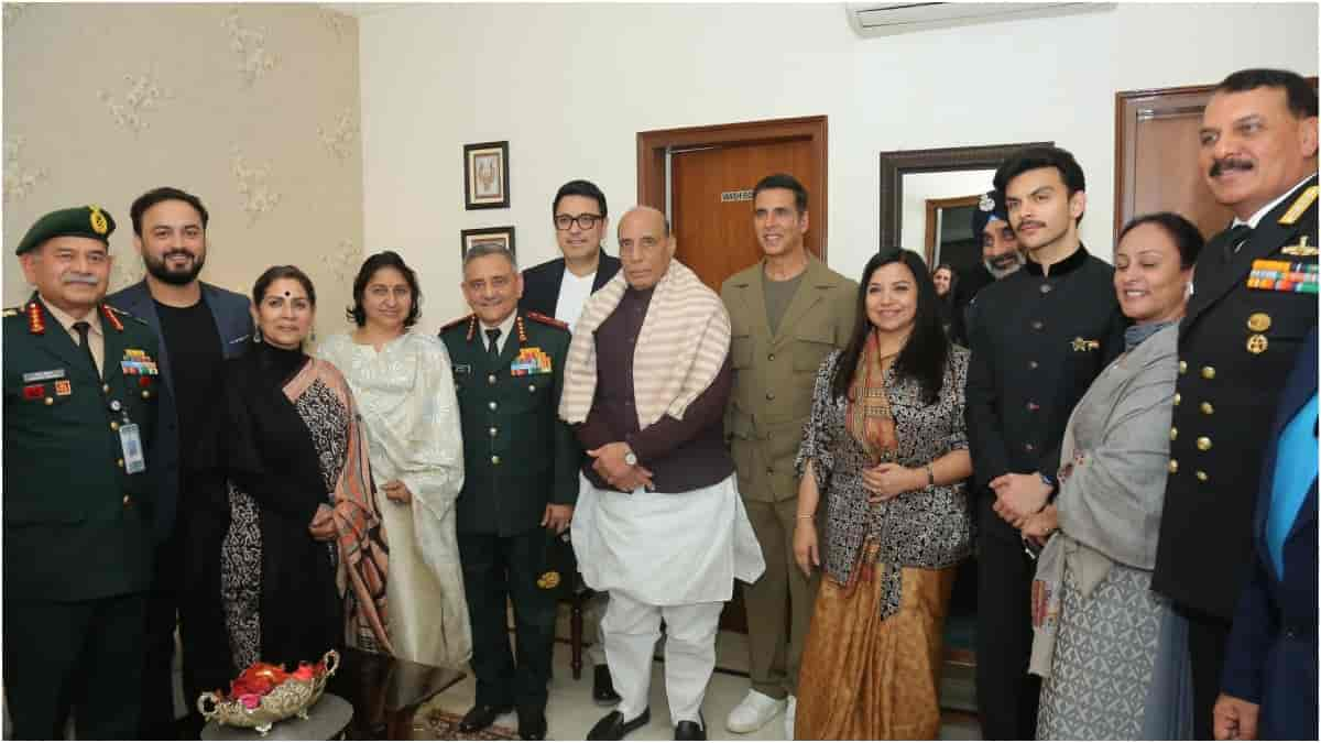 Sky Force: Defence Minister Rajnath Singh lauds team for their efforts after special screening; Akshay Kumar calls it 'absolute honour'