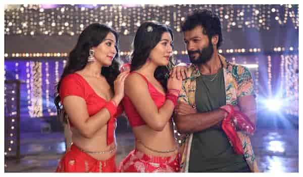 Sneha Malviya and Sahiba Bhasin in Average Student Nani