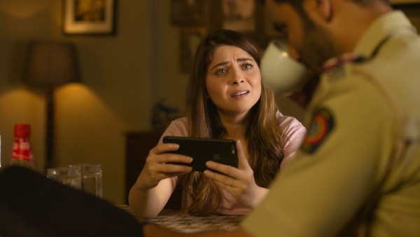 Exclusive! Sonalee Kulkarni says Mithun Chakraborty and her chemistry in Bestseller is the one to be watched out for