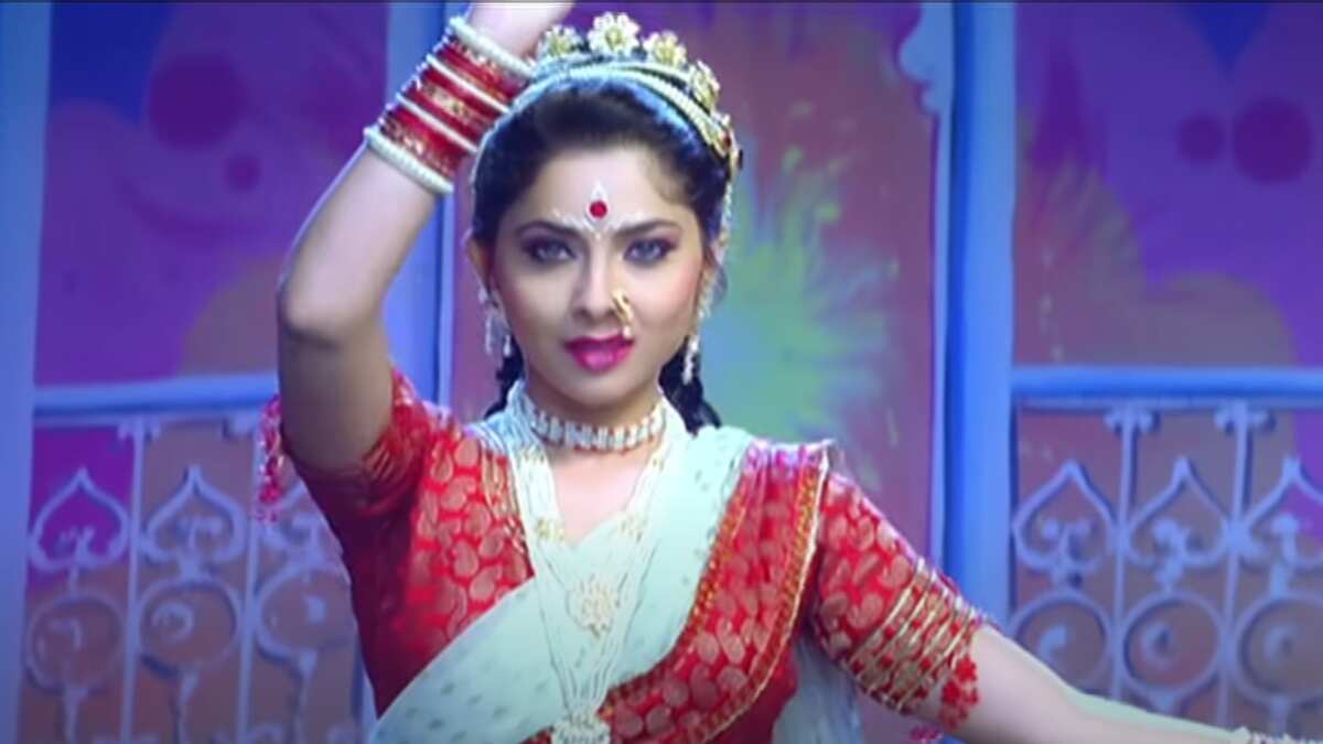 sonalee kulkarni in natarang 1705764539