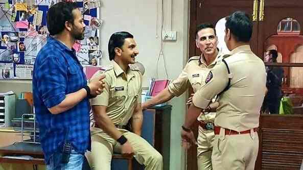 Akshay Kumar drops unseen BTS pic with Ajay, Rohit, Ranveer ahead of Sooryavanshi release announcement