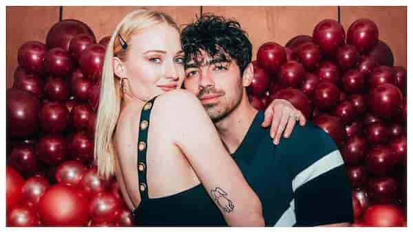 What was the reason behind Sophie Turner and Joe Joans' divorce? Find out