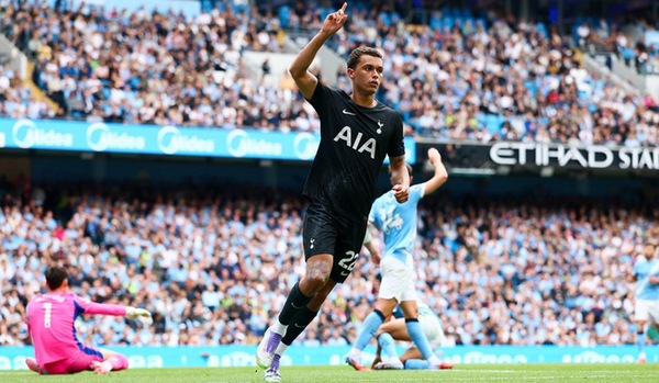 Johnson after his goal. Image | tottenhamhotspurfc.com