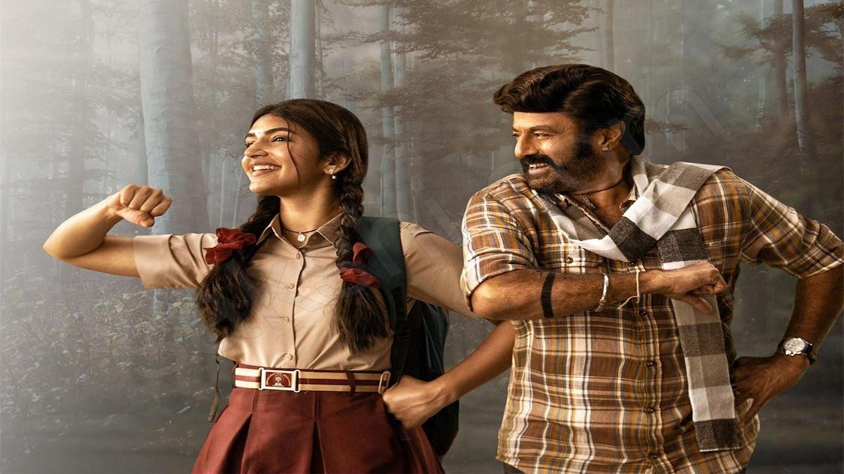 Bhagavanth Kesari Twitter review - Balakrishna in a never-seen-before avatar; a solid entertainer, say netizens