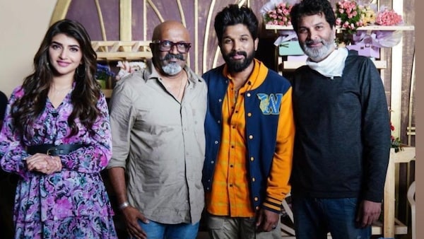 Allu Arjun reunites with Ala Vaikunthapurramuloo maker Trivikram for an ad shoot and fans can't keep calm!