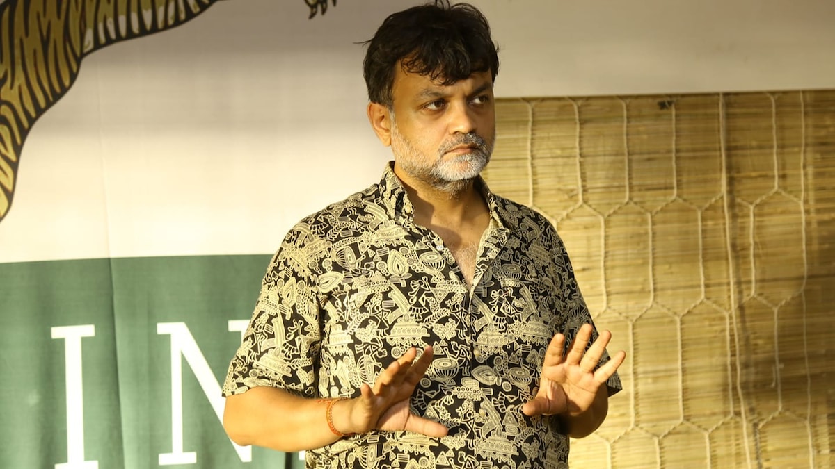 Dawshom Awbotaar is released, Srijit Mukherji goes on a holiday