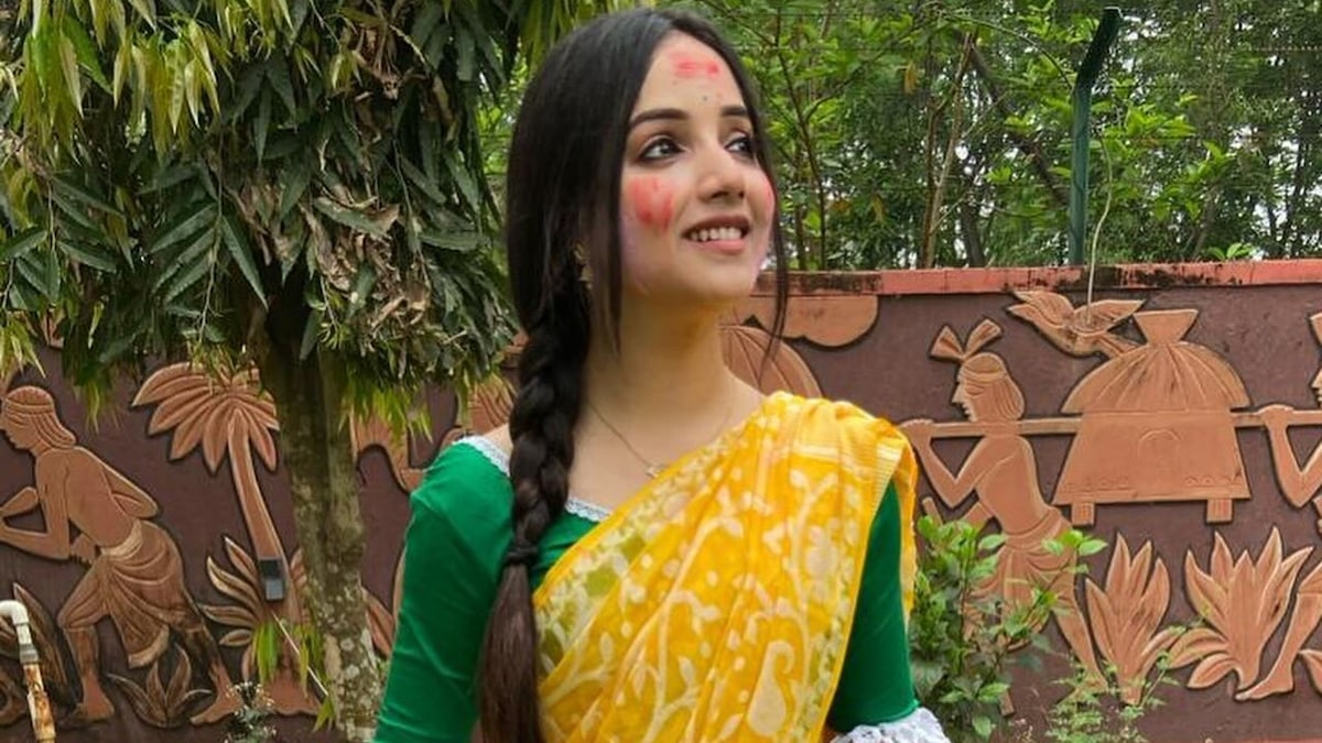 Sritama Mitra makes an exit from Mon Dite Chai