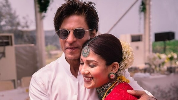 Shah Rukh Khan wraps his Jawan co-star Nayanthara in a warm hug at her wedding with Vignesh Shivan