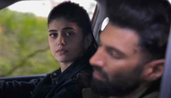 Rashtra Kavach Om song Saansein Bhari Hai: Aditya Roy Kapur-Sanjana Sanghi's love blooms amid conflicts